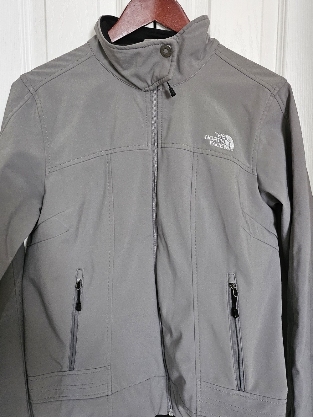 The North Face Women's Softshell Jacket Gray Full Zip Lightweight Outdoor Coat L - Picture 4 of 12